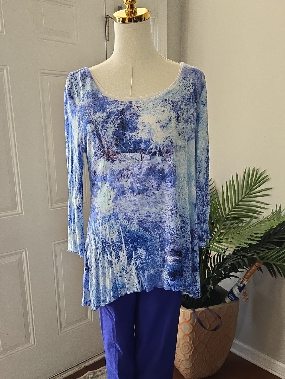 Miraclesuit Blue and White Abstract Scoop-Neck Tunic